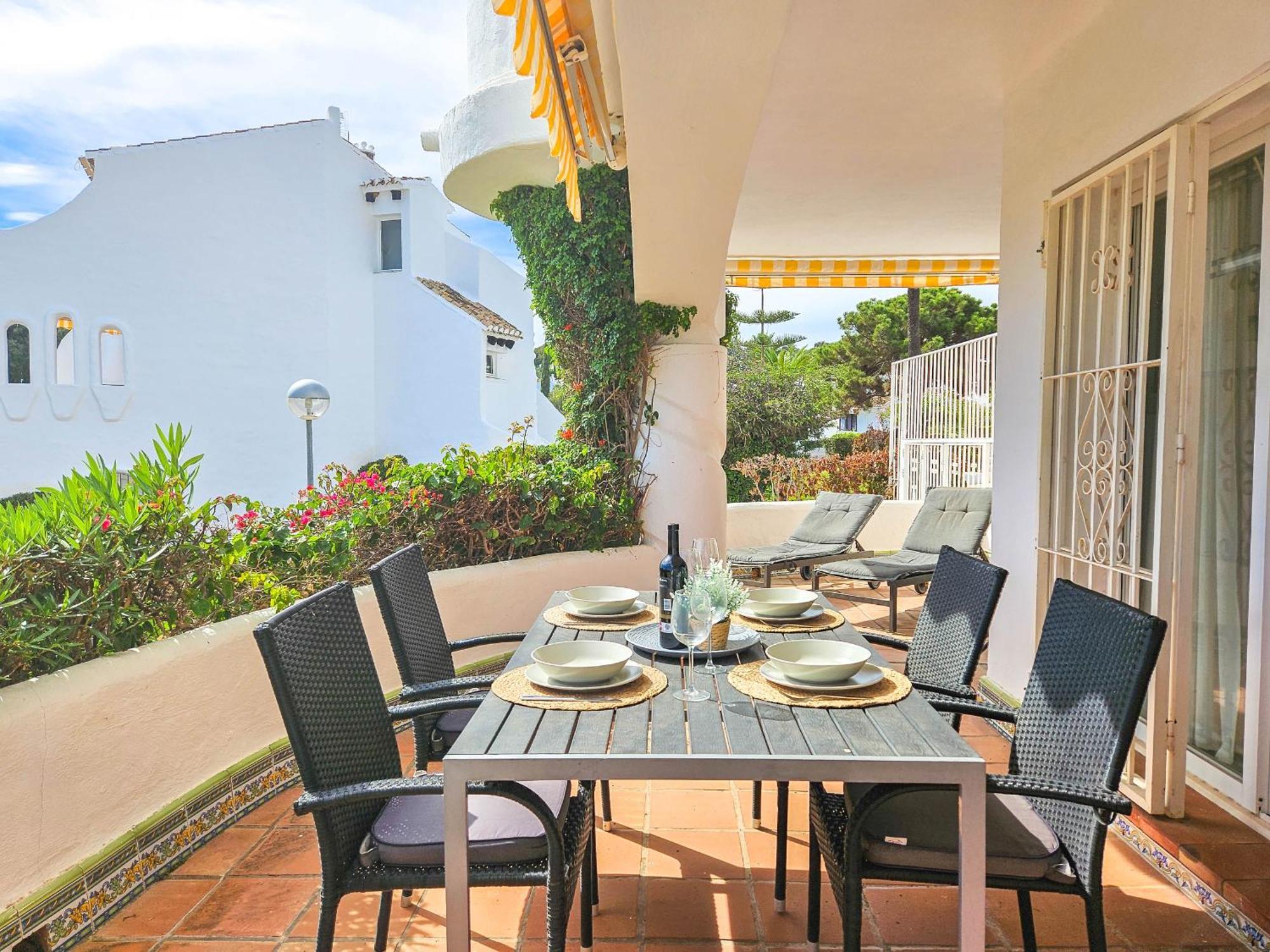 One Bedroom Apartment In Jardines De Calahonda MIJAS COSTA Exterior photo